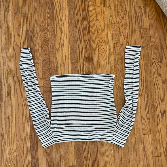 Missguided Off The Shoulder Striped Long Sleeve Top - Picture 3 of 3